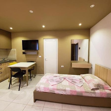 Eliona Apartments Sarande Ngoại thất bức ảnh